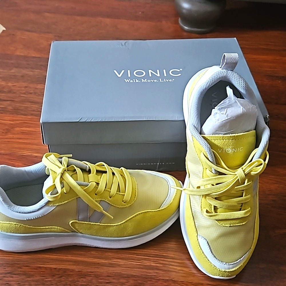 Vionic sneakers